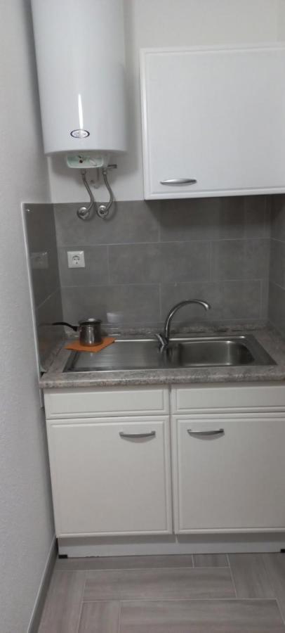 Omar & Una Apartmani Бихач Экстерьер фото